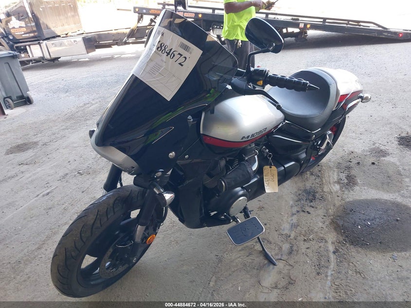 2018 SUZUKI VZR1800 auction photo 2