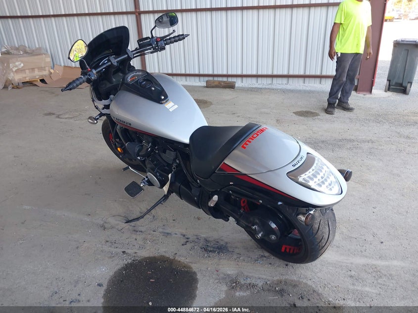 2018 SUZUKI VZR1800 auction photo 3