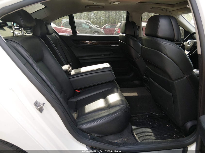 2012 BMW 7er 4.4 750Li white Lot 111044884692 Vin WBAKB8C59CC963052