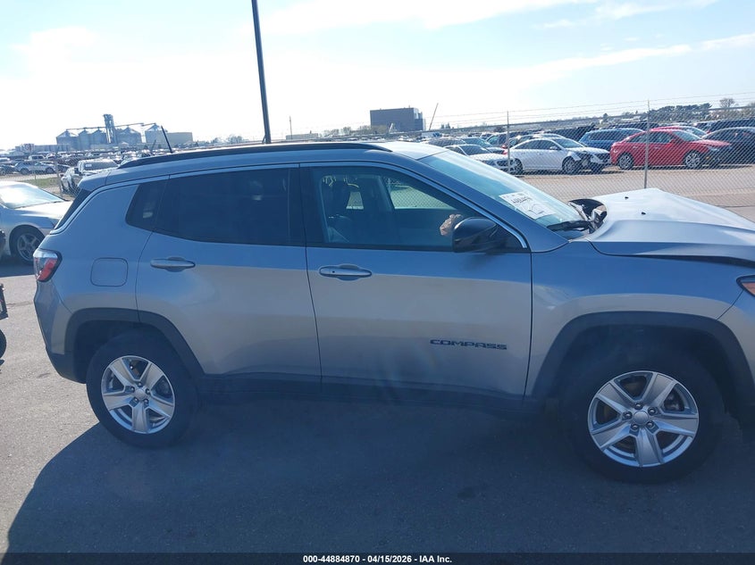 2022 Jeep Compass Latitude 4X4 VIN: 3C4NJDBB3NT102217 Lot: 44884870