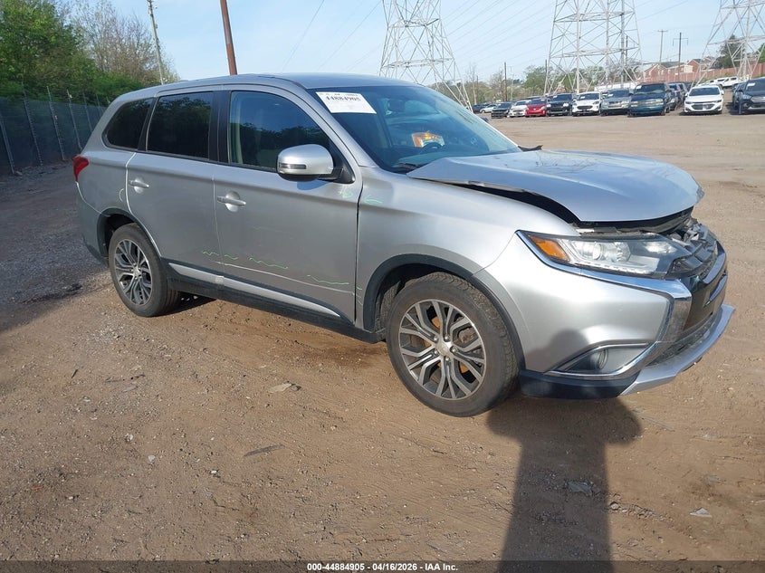 2018 MITSUBISHI OUTLANDER SE