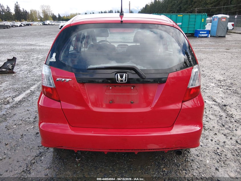 2013 Honda Fit VIN: JHMGE8H3XDC045415 Lot: 44884984