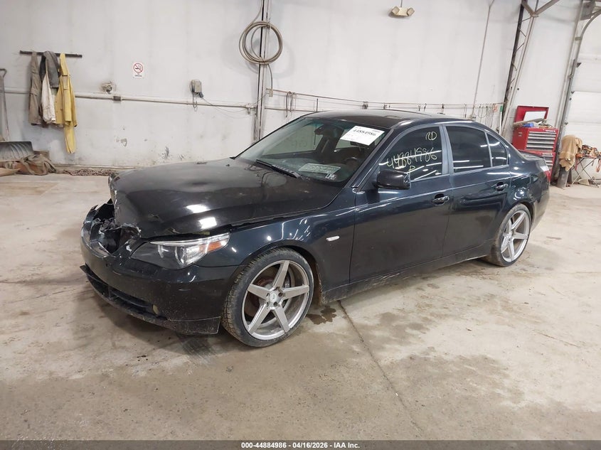 2005 BMW 545I