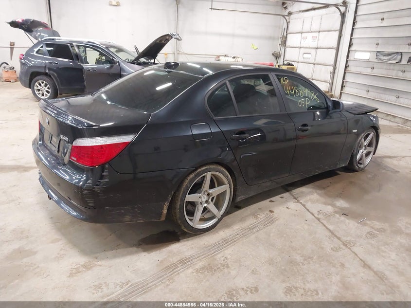 2005 BMW 545I