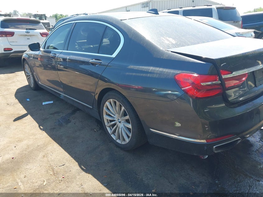 2019 BMW 740I