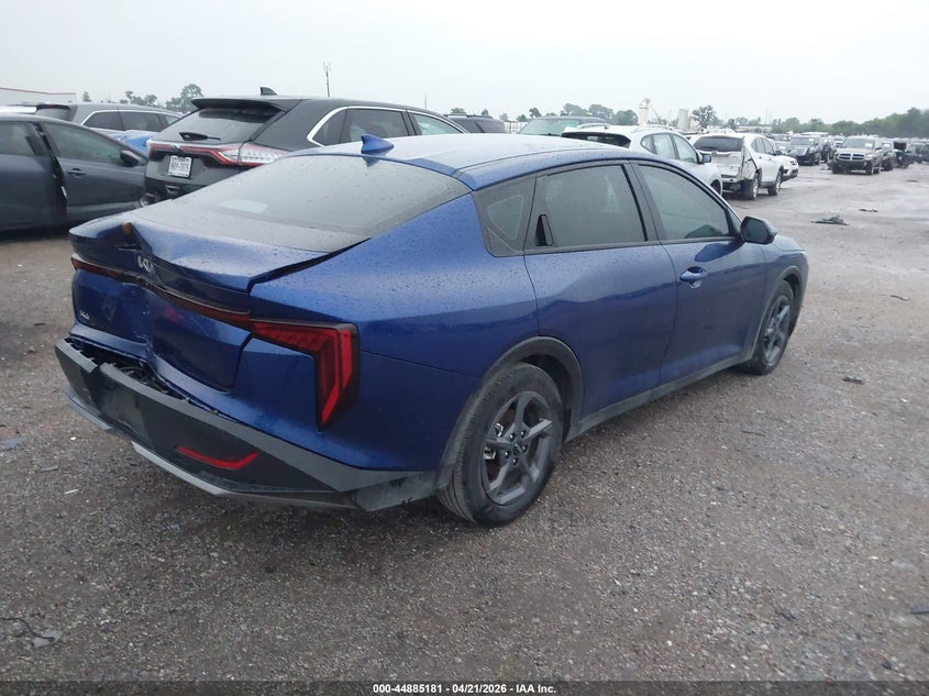 Vin: 3kpft4de6se162000, lot: 45382527, kia k4 lxs 20254