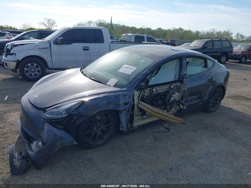 2023 Tesla Model 3 Rear-Wheel Drive 5YJ3E1EAXPF583887 photo 1