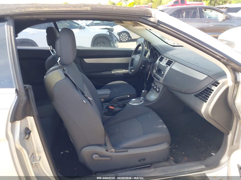 2010 Chrysler Sebring Lx