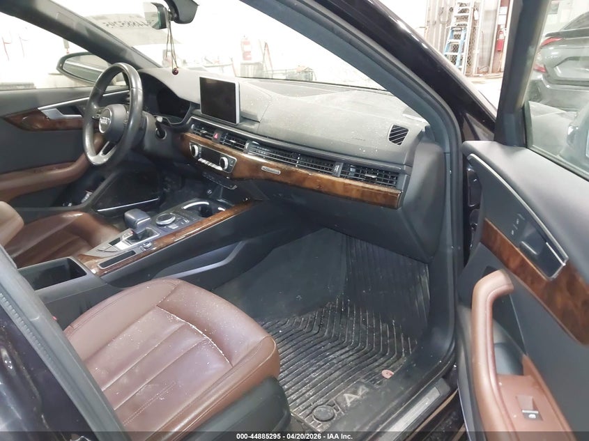 2018 Audi A4 2.0T Premium/2.0T Tech Premium