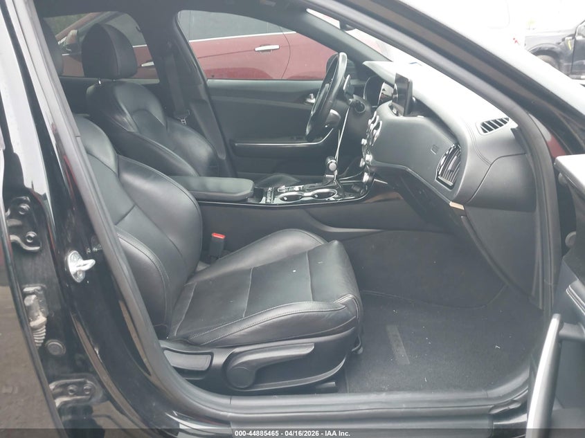 2022 Kia Stinger Gt-Line