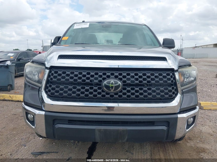 2019 Toyota Tundra Sr5 5.7L V8 VIN: 5TFEY5F1XKX254420 Lot: 44885488