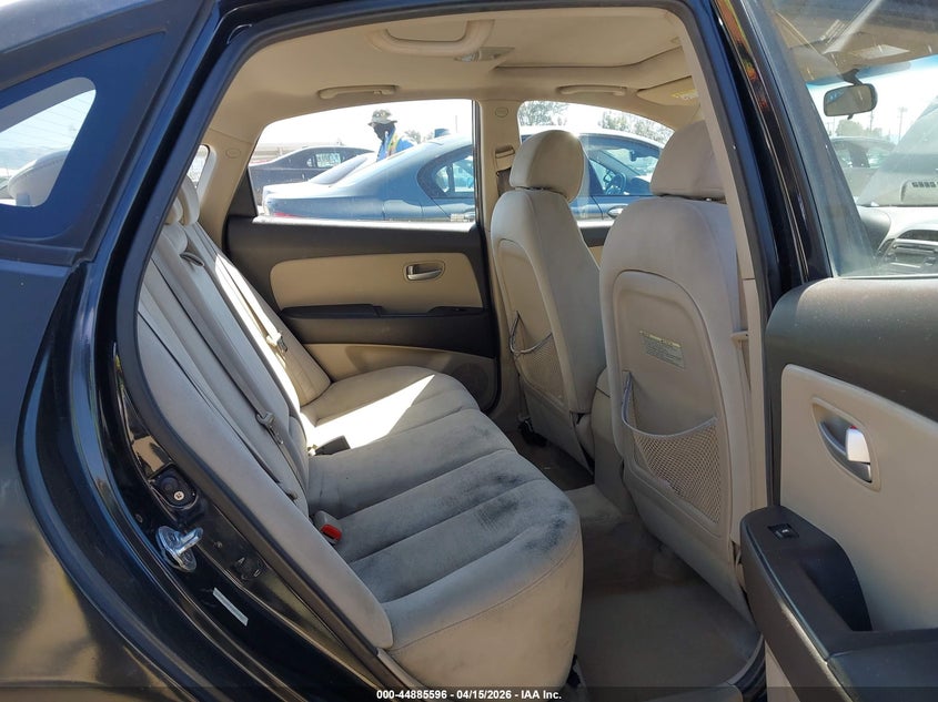 2007 Hyundai Elantra Gls/Limited/Se VIN: KMHDU46D77U253662 Lot: 44885596