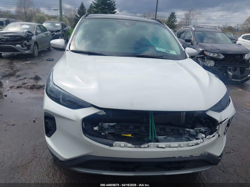 2024 FORD ESCAPE PLATINUM · Photo 12