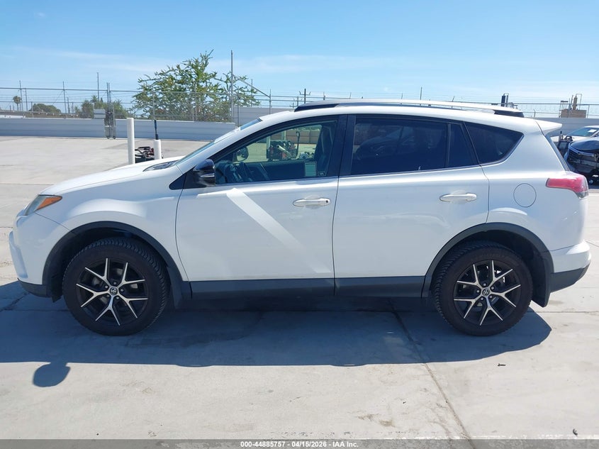 2017 Toyota Rav4 Se VIN: JTMNFREV2HJ712898 Lot: 44885757