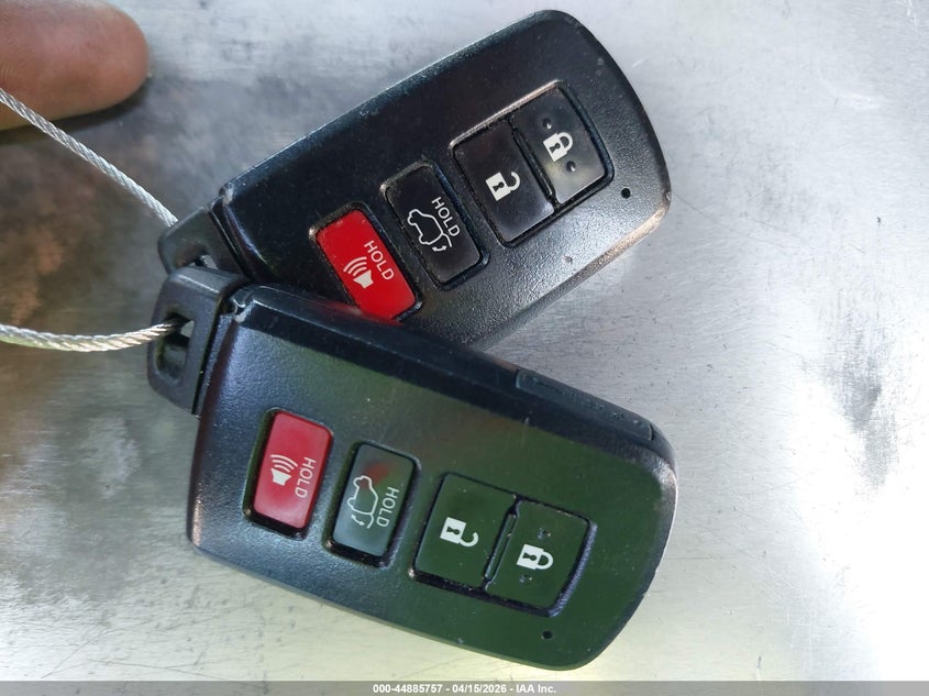 2017 Toyota Rav4 Se VIN: JTMNFREV2HJ712898 Lot: 44885757