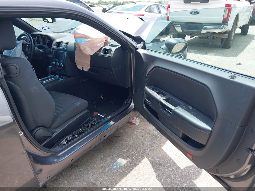 2014 Dodge Challenger Sxt