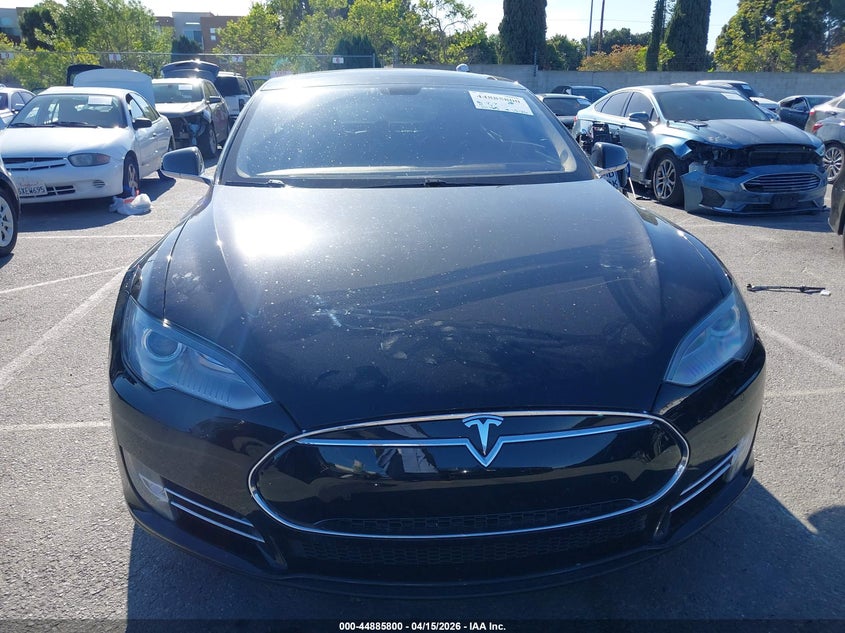 2014 Tesla Model S P85 VIN: 5YJSA1H1XEFP48661 Lot: 44885800