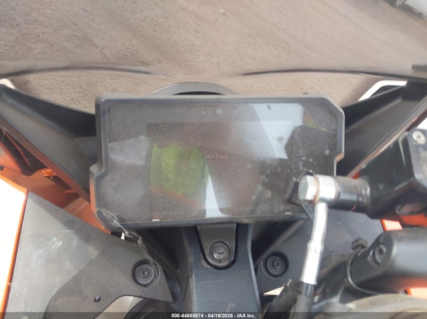 2024 Ktm 390 Rc VIN: MD2JYJ403RN210714 Lot: 44885874