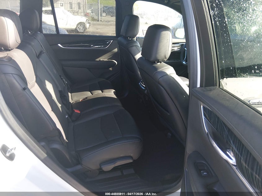2022 Cadillac Xt6 Awd Premium Luxury VIN: 1GYKPDRS6NZ127669 Lot: 44885911