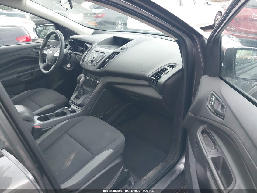 2016 Ford Escape S