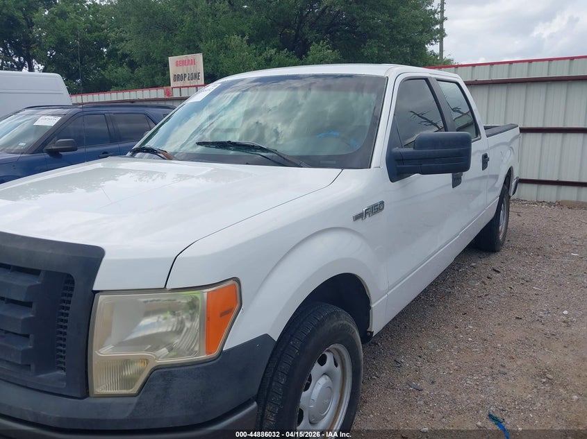 2010 Ford F-150 Fx2 Sport/Xl/Xlt VIN: 1FTEW1C81AFC16272 Lot: 44886032