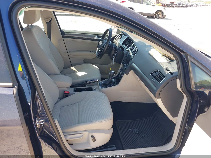 2018 Volkswagen Golf Tsi S/Tsi Se