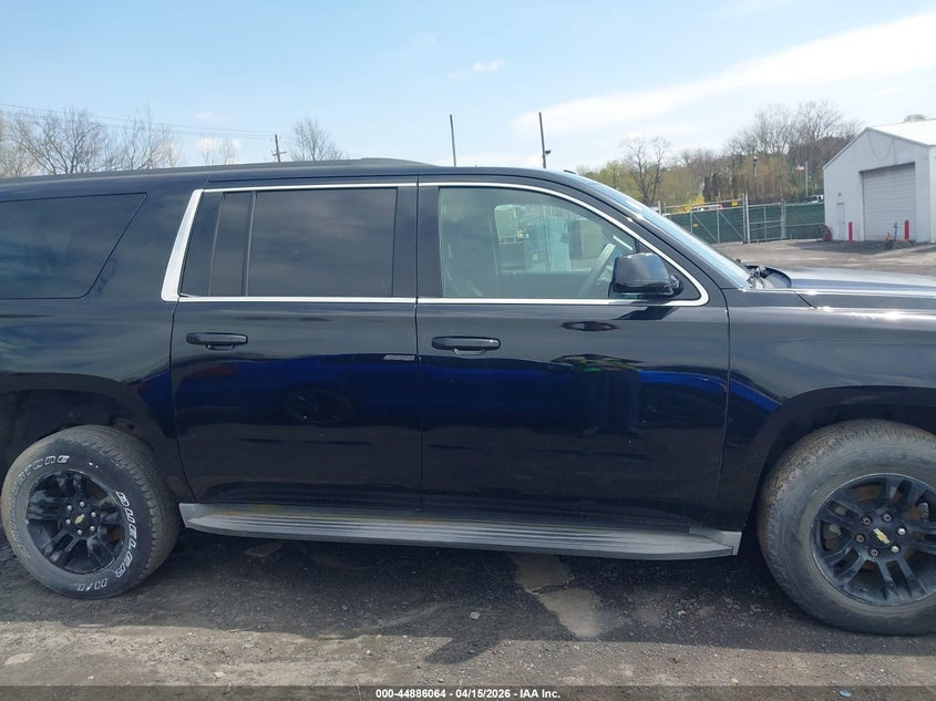 2015 Chevrolet Suburban 1500 Lt VIN: 1GNSKJKC3FR516896 Lot: 44886064