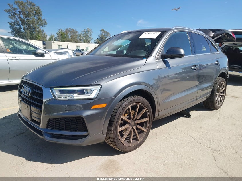 Vin: wa1jccfs4jr031796, lot: 45383458, audi q3 2.0t premium/2.0t sport premium 20182