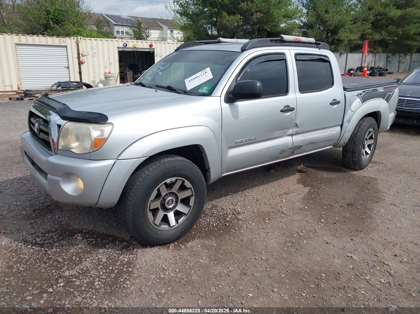 2005 Toyota Tacoma Base V6