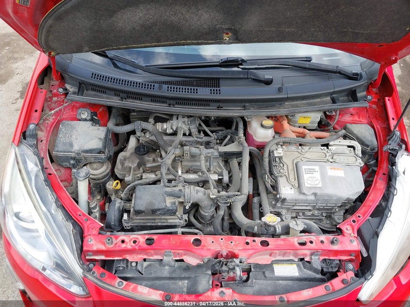 TOYOTA PRIUS C - zdjęcie 10