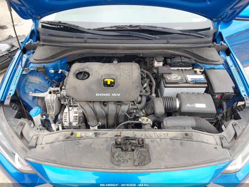 VIN 5NPD74LF1JH242210 2018 HYUNDAI ELANTRA SE