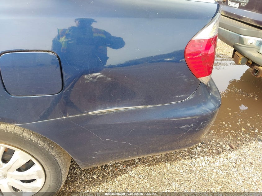 2005 Toyota Camry Le VIN: 4T1BE32K75U100327 Lot: 44886269