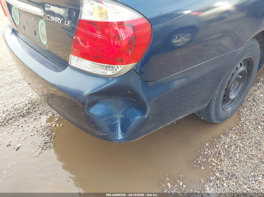 2005 Toyota Camry Le VIN: 4T1BE32K75U100327 Lot: 44886269