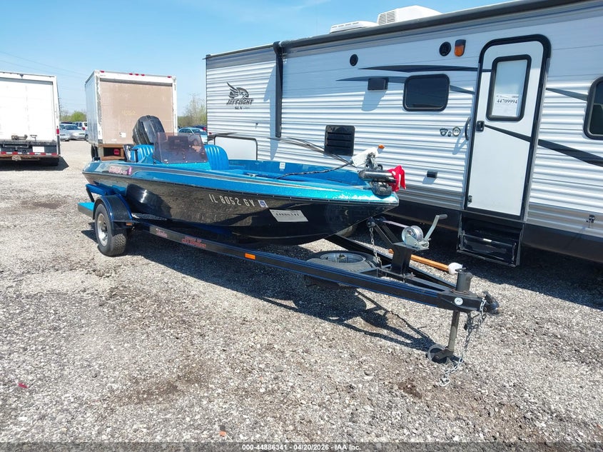 1987 Skeeter 17 Ft