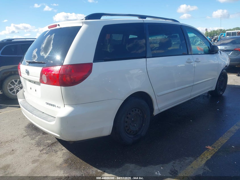 2007 Toyota Sienna Le