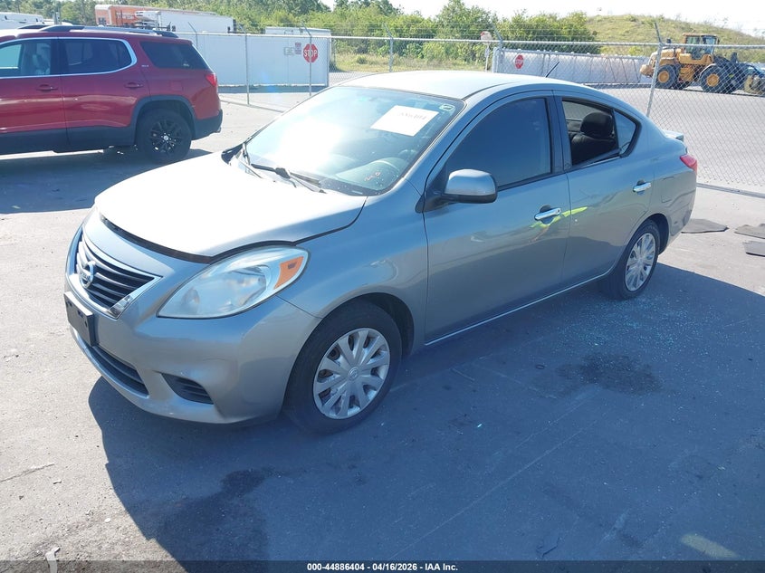 2014 Nissan Versa 1.6 Sv