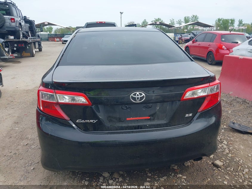 2014 Toyota Camry Se VIN: 4T1BF1FK1EU465582 Lot: 44886454