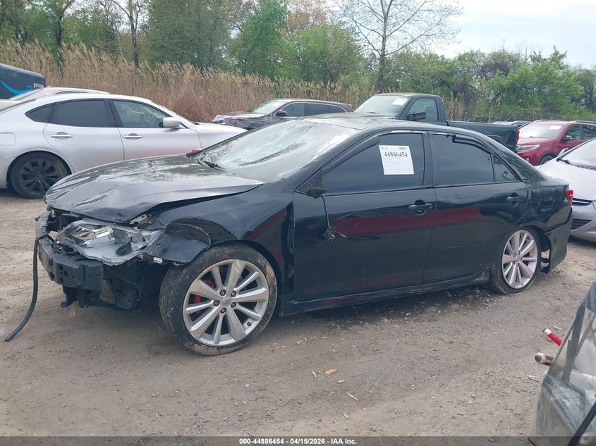 2014 Toyota Camry Se VIN: 4T1BF1FK1EU465582 Lot: 44886454