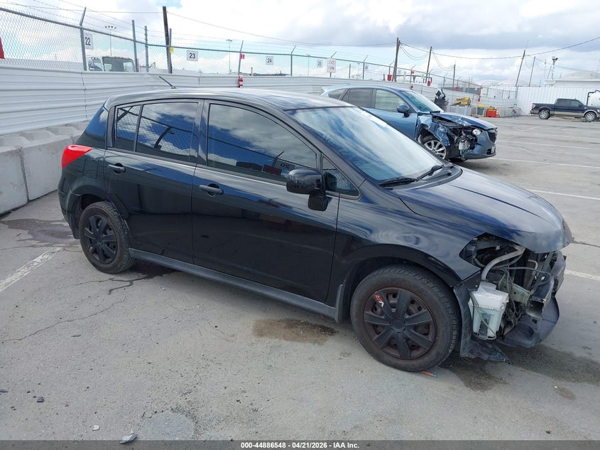 2009 Nissan Versa 1.8S