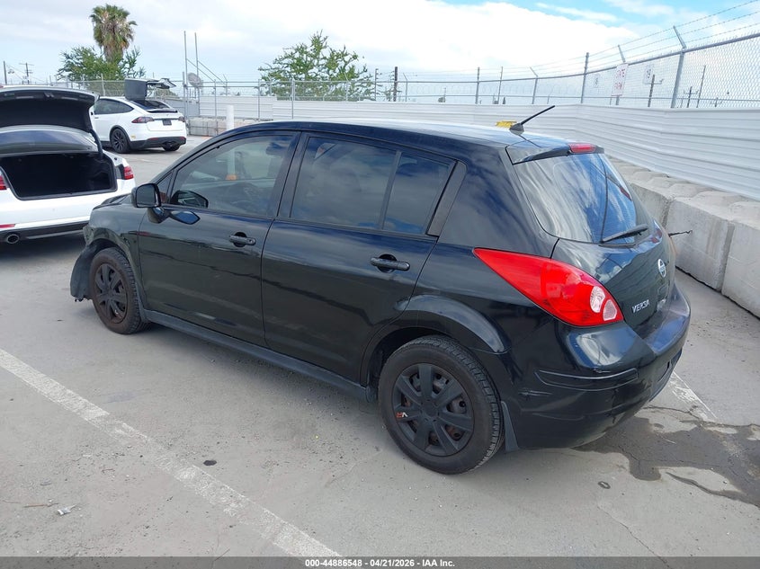 2009 Nissan Versa 1.8S