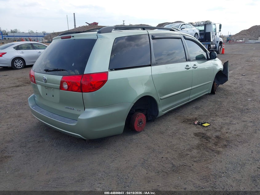 2007 Toyota Sienna Le