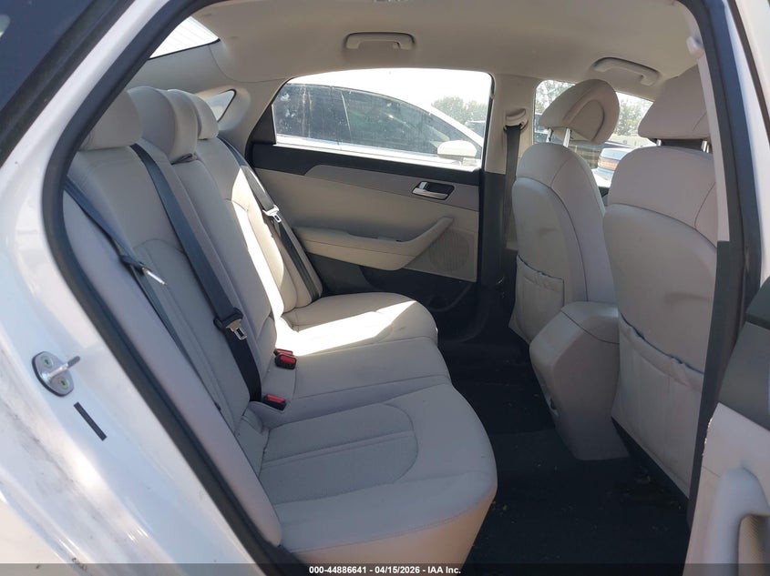 2015 Hyundai Sonata Se VIN: 5NPE24AF4FH147816 Lot: 44886641