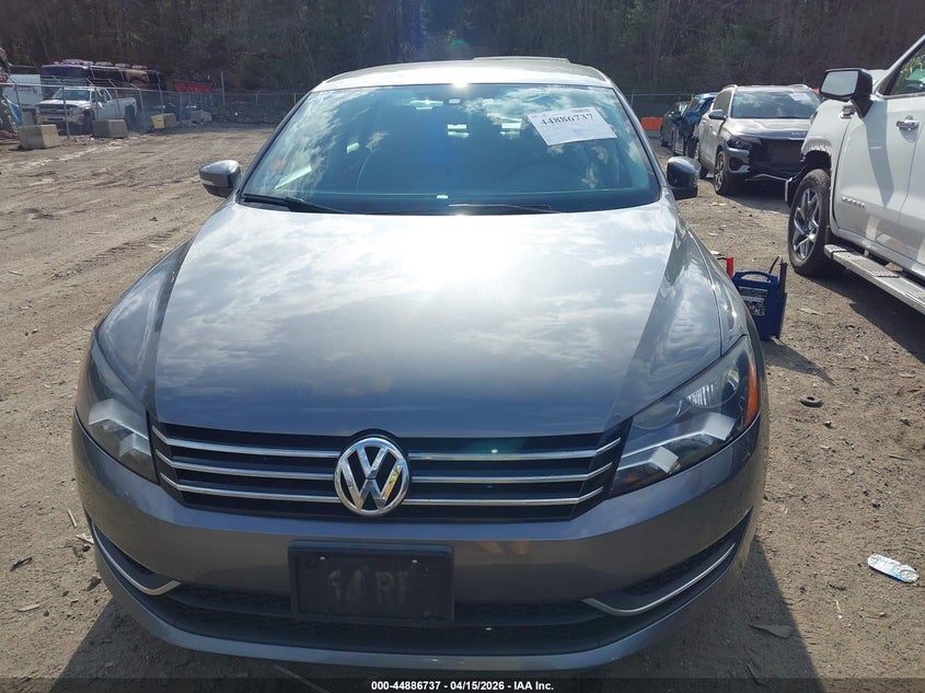 2014 Volkswagen Passat 1.8T S VIN: 1VWAS7A39EC084029 Lot: 44886737
