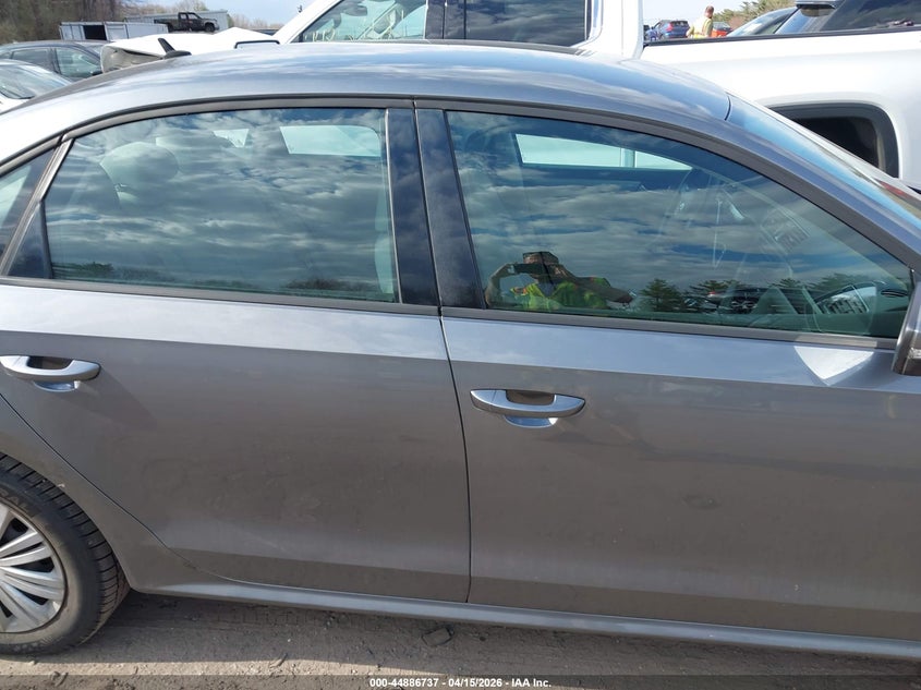 2014 Volkswagen Passat 1.8T S VIN: 1VWAS7A39EC084029 Lot: 44886737