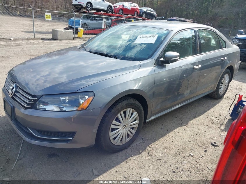 2014 Volkswagen Passat 1.8T S