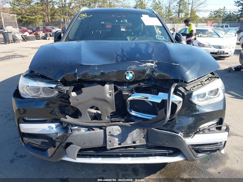 2019 BMW X3 VIN: 5UXTR9C5XKLE16378