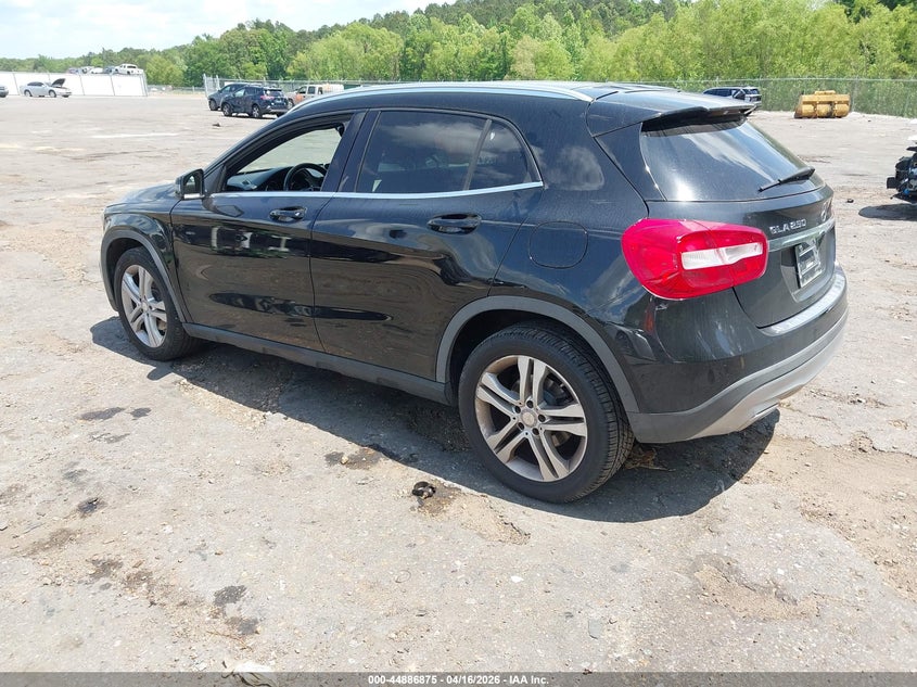 2017 MERCEDES-BENZ GLA 250 auction photo 3