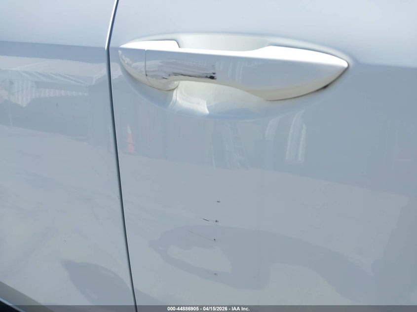 2018 Toyota Corolla Se VIN: 5YFBURHE9JP769069 Lot: 44886905