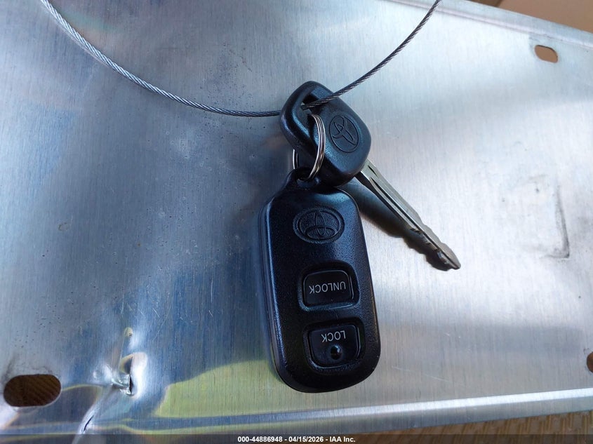 2006 Toyota Highlander V6 VIN: JTEDP21A260103117 Lot: 44886948