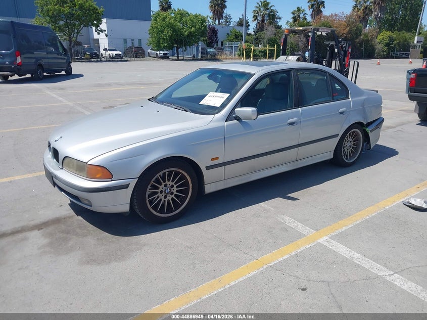 2000 BMW 540Ia